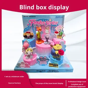 Support d'affichage en PVC tendance en forme de chevron pour figurines de jouets, cosmétiques, utilisation sur le bureau, fabriqué en Chine pour <span class=keywords><strong>les</strong></span> centres commerciaux et <span class=keywords><strong>les</strong></span> magasins spécialisés - Product Image 1