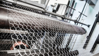 Machine hexagonale de fabrication de fil de maille de Gabion pour des cages à oiseaux