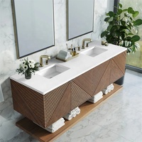 Meuble-lavabo moderne personnalisé à double vasque avec miroir intelligent, en bois sculpté style Shaker et rangement pour serviettes