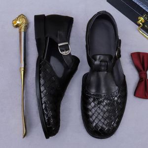 Chaussures de ville en cuir véritable à bout pointu, design élégant, respirantes et légères, fabriquées sur mesure par des designers professionnels - Product Image 1
