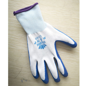 ถุงมือทำงานไนลอนเคลือบไนไตรล์สีน้ำเงิน 13 เข็ม ทนทาน กันลื่น สำหรับใช้ในโรงงาน - Product Image 3