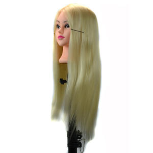 El cabezal <span class=keywords><strong>de</strong></span> entrenamiento <span class=keywords><strong>de</strong></span> cabello mezclado se puede planchar y enrollar, que se puede utilizar para el diseño del peinado y moldes <span class=keywords><strong>de</strong></span> cabeza <span class=keywords><strong>de</strong></span> peluca para rizar el cabello - Product Image 3