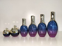 Ensemble de flacons de soin de la peau en verre ovale dégradé de luxe, plusieurs couleurs, bouchon pompe, flacon de lotion, sérum, crème, emballage cosmétique, logo personnalisé