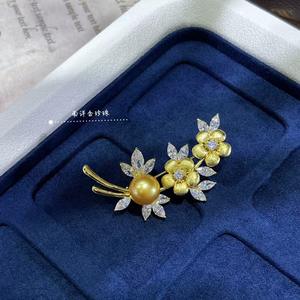 Broche en perles d'or de Nanyang, pétales de fleurs à la mode et fleurs de cristal, ajoutez de l'éclat à votre style avec des perles de gâteau glacé et des perles d'eau de mer - Product Image 2