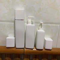 Bouteille carrée vide en plastique HDPE blanc de luxe Hengjian 300ml 400ml 500ml 10oz 13oz 16oz avec pompe à lotion, bouteilles de shampoing