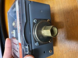 Original Authentic L404F1235/U Controller <b>Cheap</b> Stock - Product Image 5