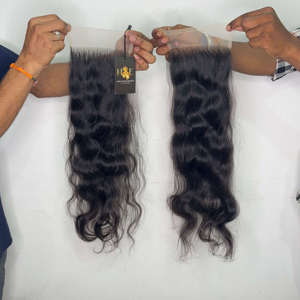 Faisceau de cheveux humains naturels du temple indien avec fermeture en dentelle bouclée ondulation profonde Faisceaux bouclés avec fermeture en dentelle HD frontale - Product Image 1