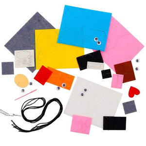 Ensemble de marionnettes à doigts en <span class=keywords><strong>feutre</strong></span> personnalisées, jouet éducatif précoce pour enfants, aides pédagogiques pour la maternelle, OEM ODM en gros - Product Image 6