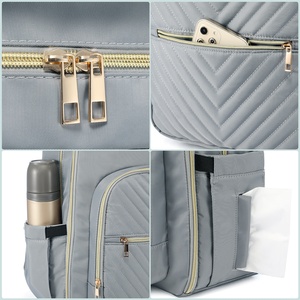 LOVEVOOKレディーストラベルバックパック,卸売2022新しいデザイナー高級防水キルティングママおむつバッグUSBカスタムベビーバッグ付き - Product Image 6