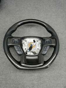 Volant en fibre de carbone personnalisé YLA pour Ford Focus MK4 MK8 <span class=keywords><strong>Fiesta</strong></span> ST <span class=keywords><strong>MK7</strong></span> <span class=keywords><strong>MK7</strong></span>.5 - Product Image 4
