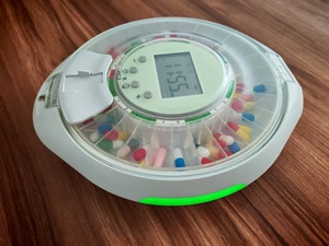 Individuelle OEM-Logo Pillendose Monatlicher Plastik-Medikamenten-Organizer für Reisen - Product Image 4