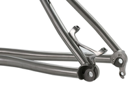 Cadres de vélo de gros pneu de Ti-3Al-2.5V de titane de la chine pour la route/vtt utilisant