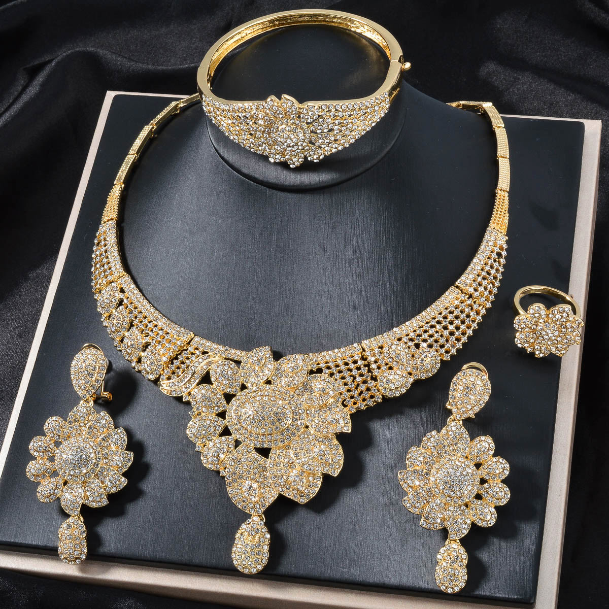 SY-S0246   เอส.วาย-เอส.0246