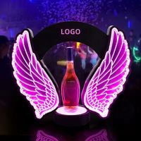 Usine personnalisée Service VIP Boîte de nuit Bouteille Signes Bouteille Glorificateurs Led Lumière Base Discothèque Bouteille Présentateur
