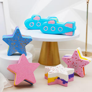 Bombas de baño efervescentes divertidas y coloridas hechas a mano para niños, bombas de baño naturales, veganas y orgánicas, bombas efervescentes con aroma refrescante de submarino. - Product Image 2