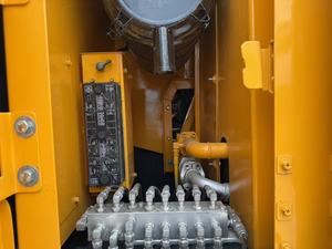 Excavatrice sur chenilles hydraulique Hyundai 220LC-9S d'origine coréenne de 22 tonnes avec une haute efficacité énergétique et des performances de terrassement puissantes - Product Image 5