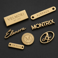 Étiquettes de vêtements carrées personnalisées en métal écologique ZX, autocollantes, avec logo en relief, plaques de marque pour vêtements, à coudre, tendance