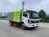 Camion balayeuse routière à aspiration diesel manuelle de marque supérieure, neuf, pour le nettoyage des rues