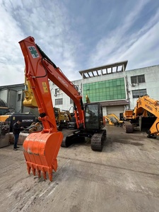 Adecuado para mantenimiento Greenbelt y trabajos de demolición pequeños Excavadora Hitachi ZX120QC rentable - Product Image 5