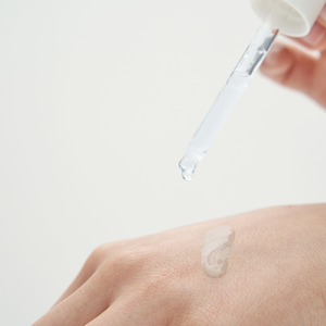 Ampolla para apretar los poros, suero hidratante para piel grasa, control de sebo, péptido, antienvejecimiento, brillo K Beauty, cuidado de la piel - Product Image 1