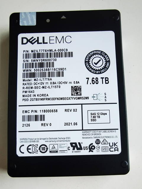 7.68TB SAS 12G 2.5" Internal Used Metal Enterprise SSD MZ-ILT7T6A 118000658 for Server with 2100MB/s Read