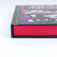 Impression de livres reliés personnalisés Dark Romance avec bords rouges pulvérisés – Édition spéciale Omnibus Premium pour auteurs et éditeurs