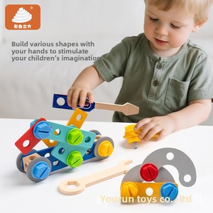 Tavolo Educativo Montessori Multifunzionale in Legno con Blocchi da Costruzione Fai-da-Te 2026 Giochi Educativi per Bambini - Product Image 3