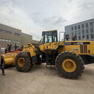 Cargadora de Ruedas Komatsu WA470 en Excelentes Condiciones, Fabricada en Japón, 2000 Horas, Alta Eficiencia, Bajo Costo, 260KW - Product Image 1