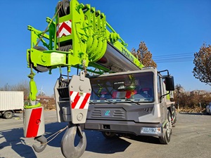 Camión Grúa Zoomlion Usado Económico de 70 Toneladas para Obras de Construcción - Product Image 3