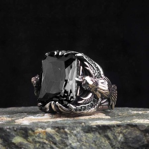 Toptan Lüks Suudi Arabistan Erkek Paslanmaz Çelik Punk Hip Hop Gümüş Kare Taşlı Kristal Değerli Taş Takı Yüzükleri Erkekler İçin - Product Image 1
