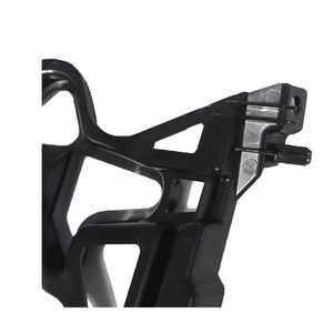 Canal de vidange de pare-chocs arrière droit pour BMW Série 7 F02 <span class=keywords><strong>LCI</strong></span> 740LdX 2013-2015 51497453358 - Product Image 1