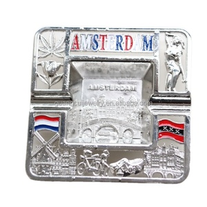 Cenicero de metal antiguo de aleación de zinc, recuerdo de <span class=keywords><strong>Turismo</strong></span> de Holanda - Product Image 3