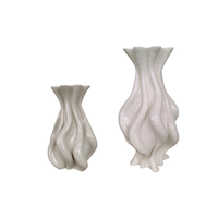 Vase en céramique imprimé en 3D Tyrrell, motif ruban torsadé, colonne ondulée, blanc brillant, vase à fleurs, simplicité moderne, luxe léger, salon