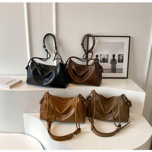 Bolso de mano de PU para mujer, precio de mayoreo, bolso cruzado versátil y moderno para mujer - Product Image 3