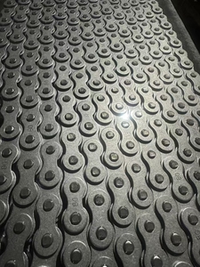 Chaîne à rouleaux <span class=keywords><strong>compacte</strong></span> <span class=keywords><strong>de</strong></span> haute précision 084, accessoires <span class=keywords><strong>de</strong></span> ligne <span class=keywords><strong>de</strong></span> production en gros SMCC, fabrication chinoise - Product Image 6