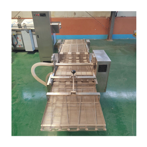 Machine automatique <span class=keywords><strong>de</strong></span> battage et <span class=keywords><strong>de</strong></span> chapelure Patty Machine d'enrobage <span class=keywords><strong>de</strong></span> miettes <span class=keywords><strong>de</strong></span> pâte à crevettes d'occasion industrielle - Product Image 3