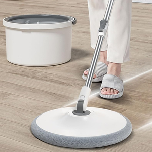 360 °   Serpillère Magique Plate Rotative avec Seau Essoreur pour Nettoyage Humide et Sec, Panier en Plastique pour Sols Domestiques - Product Image 2