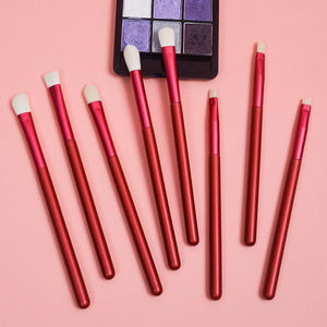 <span class=keywords><strong>Pinceaux</strong></span> complets de luxe pour maquilleur Ruby Face Bling <span class=keywords><strong>Docolor</strong></span> 12 pièces ensemble de <span class=keywords><strong>pinceaux</strong></span> de maquillage professionnel cosmétiques logo personnalisé - Product Image 5