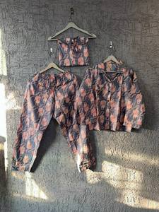 Conjunto de Pijama Hecho a Mano 100% Algodón, Pijama de Algodón Suave con Estampado Floral - Product Image 2