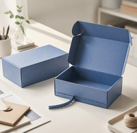 Boîte d'expédition en papier kraft biodégradable avec logo personnalisé, gaufrage et bande de déchirement pour l'emballage de perruques, chaussettes, fourrures et pulls