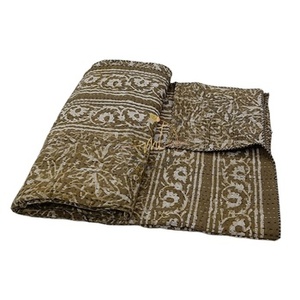 Colcha Kantha de Algodón Reversible Hecha a Mano con Estampado Indigo Dabu, Ecológica, para Todas las Estaciones, de Doble Cara - Product Image 2