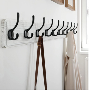 <span class=keywords><strong>Porte</strong></span>-<span class=keywords><strong>manteau</strong></span> mural en bois de pin massif de style farmhouse - 10 crochets pour accrocher les vêtements - Product Image 6