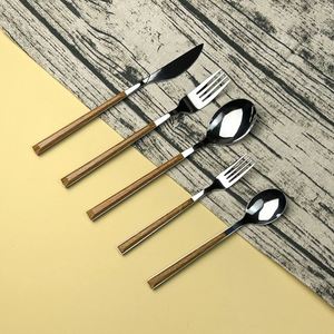 Ensemble de couverts en bois avec couteau, fourchette et cuillère à manche en bois, en acier inoxydable argenté pour restaurants - Product Image 3
