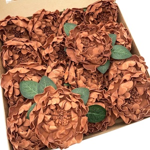 Scatola di Fiori in Schiuma PE per Commercio Transfrontaliero, Peonie Artificiali da 8 cm con Foglie e Steli, Stile Moderno, Bouquet da Sposa, Morbido ed Ecologico - Product Image 4