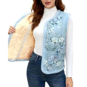 Elegante <span class=keywords><strong>Chaleco</strong></span> de Invierno de Inspiración China, Estampado Floral Azul Claro con Ribete de Terciopelo Suave, Ropa Casual para Reuniones para Mujeres de Mediana Edad - Product Image 2