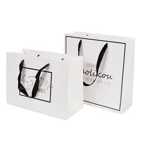 Individuelle weiße Luxus-Einkaufstasche aus Papier Hersteller Hochzeits-Papiertüte mit Logodruck