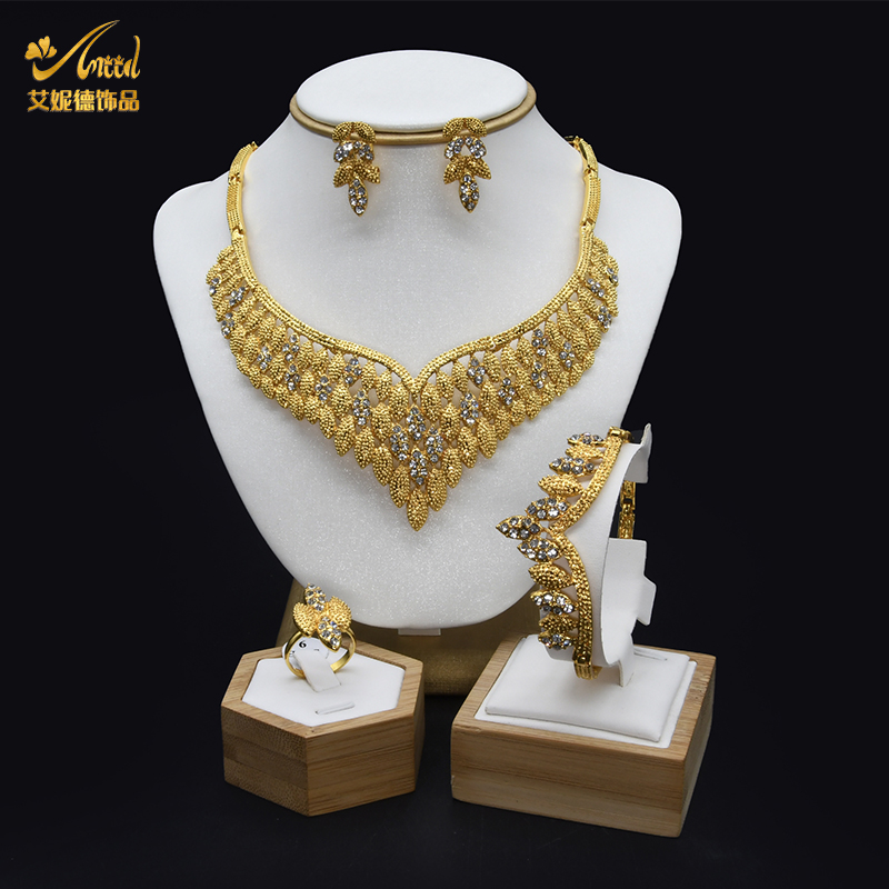 2021 Price Bracelet Necklace Set Gold 