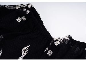 Camicette a maniche corte con ricamo floreale estivo di alta qualità da donna - Product Image 4