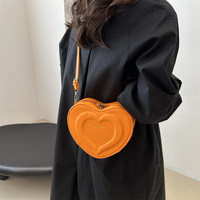 Bolso Bandolera de Hombro de Piel Sintética con Cierre de Cremallera, Estilo Coreano, Color Caramelo, en Forma de Corazón, para Mujer, Última Moda de Otoño