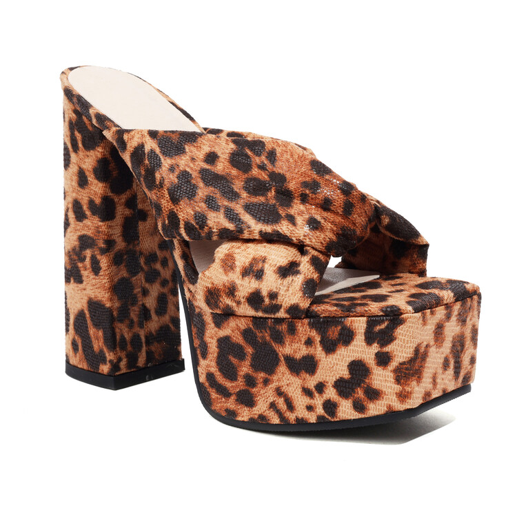 เสือดาว